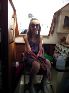 Lily sur le bateau 2013-05-18